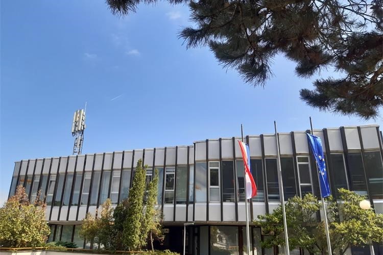 Slika /2024 SLIKE/slika miz 1 (1)_8.10.2024._164414.jpg